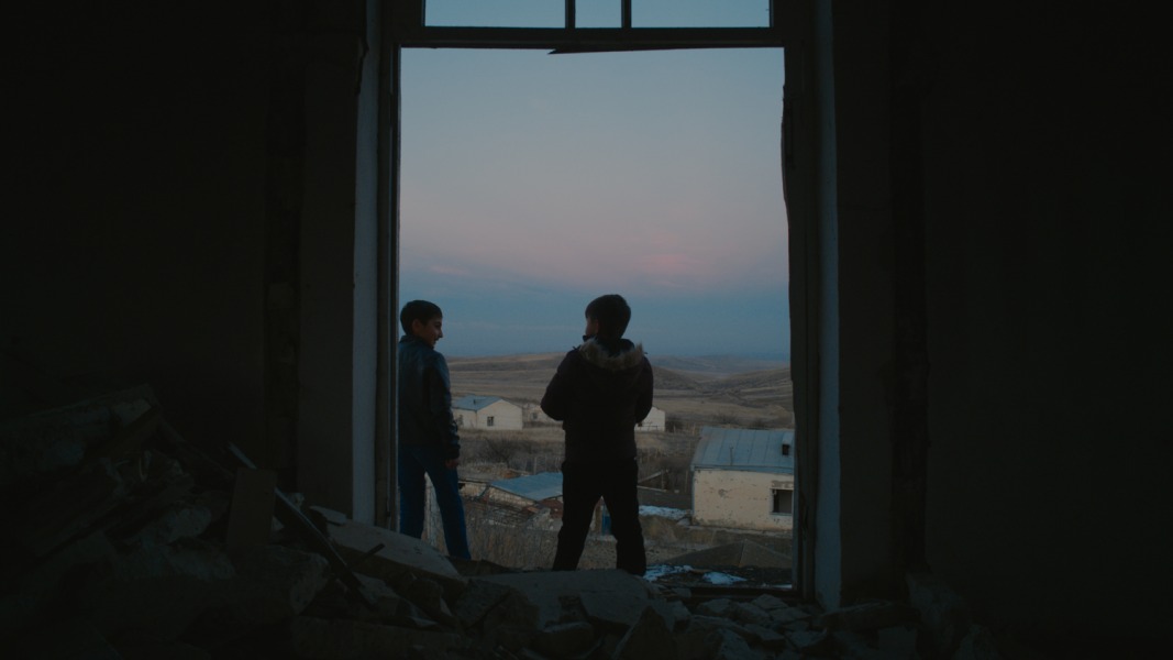 Haut-Karabagh : deux enfants dans la guerre