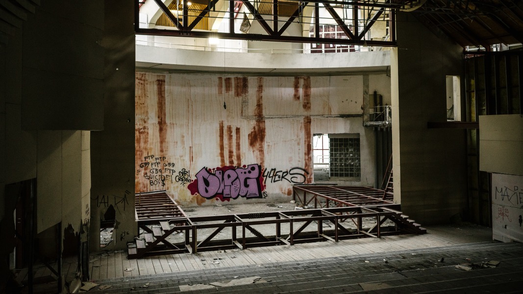 Urbex Rouge